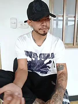 Niick01  online show from February 24, 9:13 pm