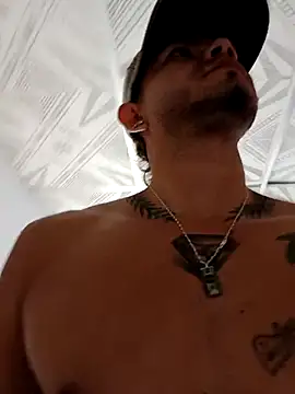 Niick01  online show from April 11, 1:37 pm