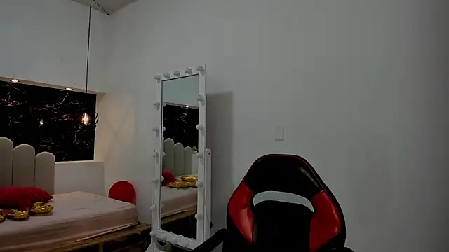 Annyrosee online show from February 20, 7:14 pm