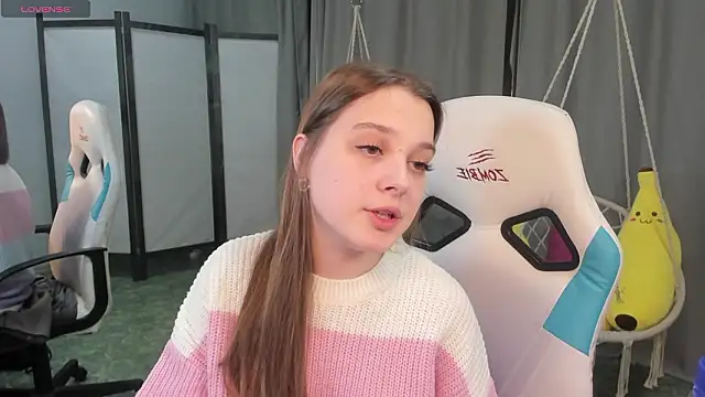 kaisajenner online show from February 7, 9:24 am