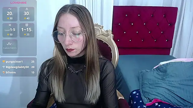 Snapshot of Carlin_Diaz chatting on March 19, 12:15 am Carlin Diaz online show from March 19, 12:15 am