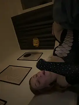 chaanntyy online show from October 20, 8:31 pm