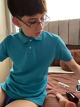 jacob and sam online show from April 17, 9:40 pm