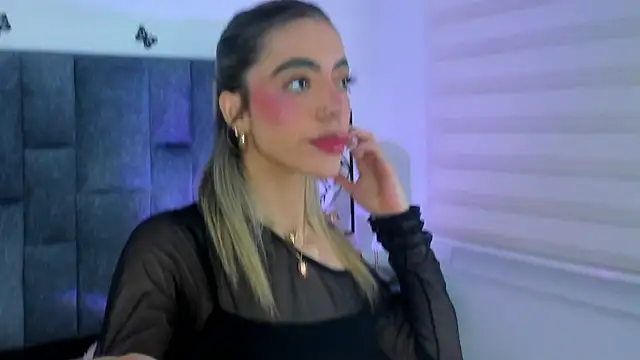 Violetta Ficher online show from February 3, 2:53 am