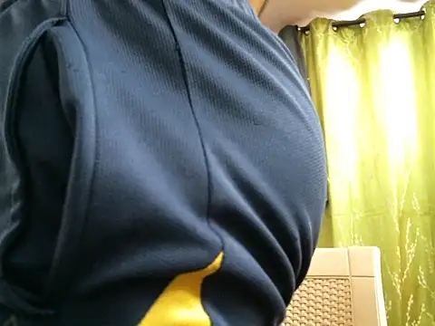 indianhairybull online show from March 12, 4:30 am