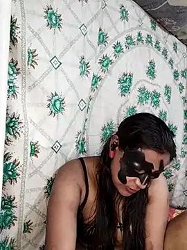 Snapshot of monekhan123 chatting on February 19, 7:39 am monekhan123 online show from February 19, 7:39 am