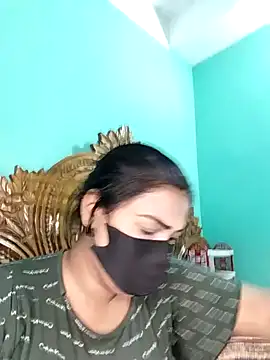 Snapshot of monekhan123 chatting on October 26, 4:13 pm monekhan123 online show from October 26, 4:13 pm