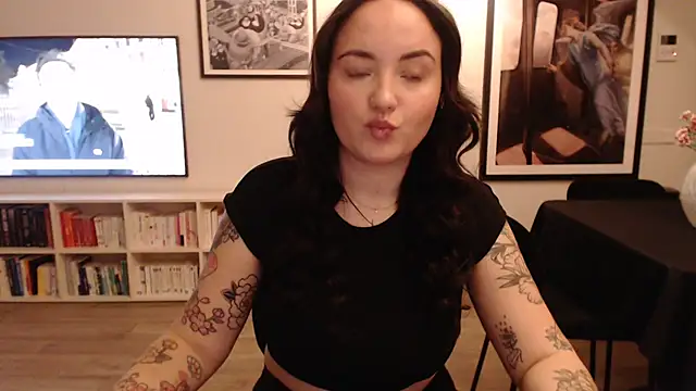 Orgasmille online show from February 18, 8:38 am