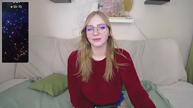 Snapshot of VeronicaAndersen chatting on February 1, 6:21 am VeronicaAndersen online show from February 1, 6:21 am