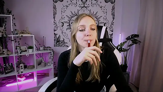 Snapshot of VeronicaAndersen chatting on March 2, 9:01 pm VeronicaAndersen online show from March 2, 9:01 pm