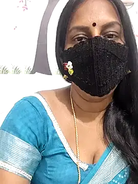 Snapshot of Tamil_Meera12 chatting on May 26, 4:58 pm Tamil Meera12 online show from May 26, 4:58 pm