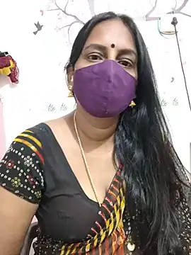Snapshot of Tamil_Meera12 chatting on June 10, 11:31 am Tamil Meera12 online show from June 10, 11:31 am
