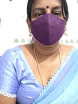 Snapshot of Tamil_Meera12 chatting on June 11, 3:48 am Tamil Meera12 online show from June 11, 3:48 am