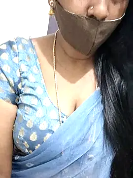 Snapshot of Tamil_Meera12 chatting on June 13, 3:26 am Tamil Meera12 online show from June 13, 3:26 am