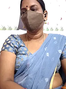 Snapshot of Tamil_Meera12 chatting on June 18, 3:29 am Tamil Meera12 online show from June 18, 3:29 am