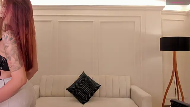 IsabellaKroft online show from September 24, 2:48 am