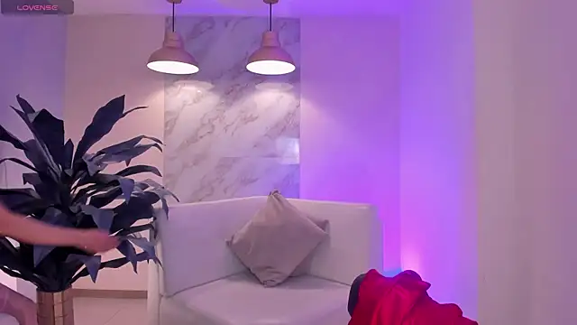 Snapshot of BeccaBaxter chatting on November 6, 6:20 pm BeccaBaxter online show from November 6, 6:20 pm