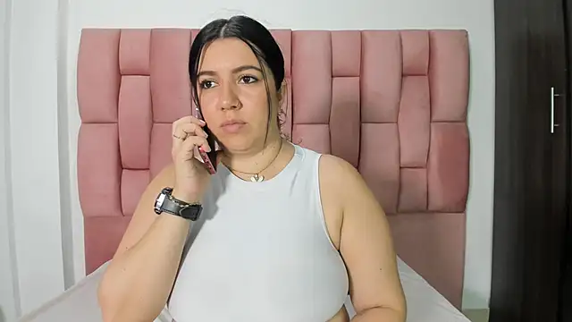 PamelaJonees online show from September 18, 7:38 pm