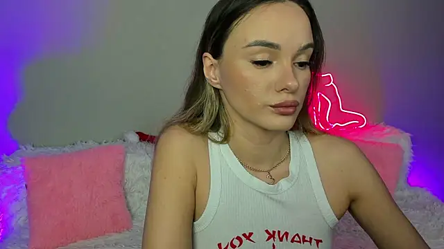 EvaBalmer online show from December 21, 2:41 am