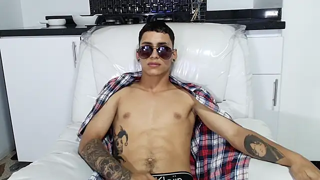 JhoanLeandro online show from January 31, 11:35 pm