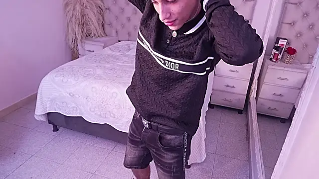 JhoanLeandro online show from April 16, 5:41 am