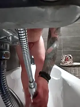 bouraktom6 online show from October 31, 8:43 pm