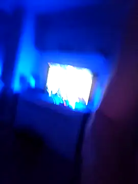 bouraktom6 online show from December 21, 8:05 pm