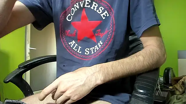 BigCumShoot online show from March 15, 5:46 am