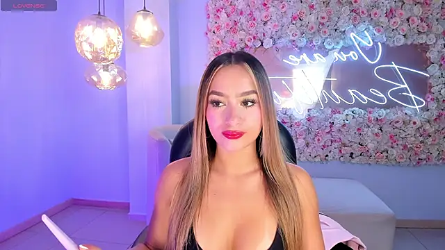 AmaiaHaywood online show from October 26, 11:53 pm