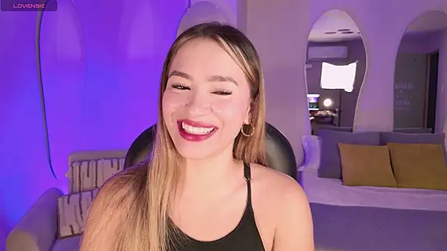 AmaiaHaywood online show from November 5, 6:02 am