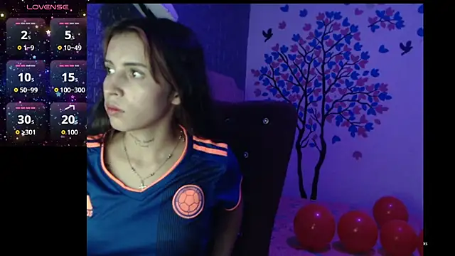 AngelaTurizo online show from September 9, 11:48 pm