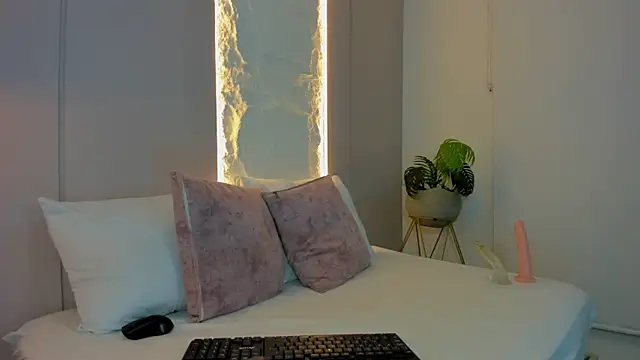 dalila harris online show from October 8, 1:58 am