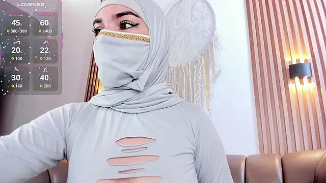 Snapshot of saleh_issawi chatting on October 22, 8:19 pm saleh issawi online show from October 22, 8:19 pm