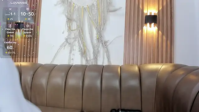 Snapshot of saleh_issawi chatting on November 6, 8:21 pm saleh issawi online show from November 6, 8:21 pm