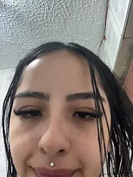 Daphne chers online show from March 20, 3:28 pm