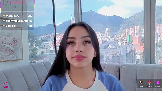 Daphne chers online show from April 6, 7:59 pm