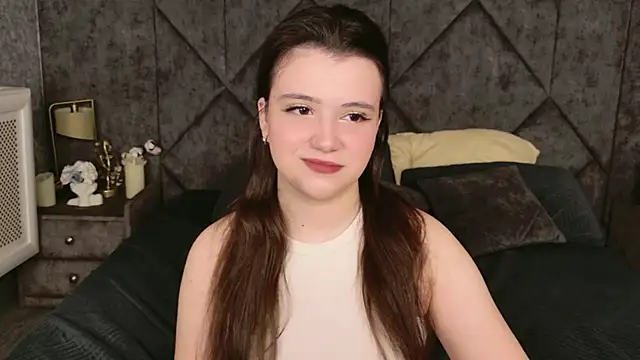 Pauline Heaven online show from November 26, 5:41 am