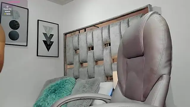 Alexa candy18 online show from February 26, 11:59 pm