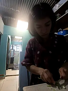 Ariell Kieran online show from December 16, 8:03 pm