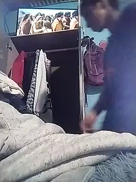 Ariell Kieran online show from April 2, 9:12 pm