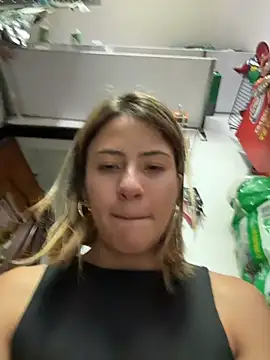 Andrea18 blonde online show from December 15, 5:39 pm