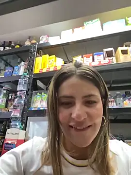 Andrea18 blonde online show from March 29, 3:45 pm