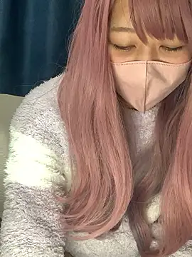 Snapshot of PINO_pino_01 chatting on December 21, 5:42 pm PINO pino 01 online show from December 21, 5:42 pm