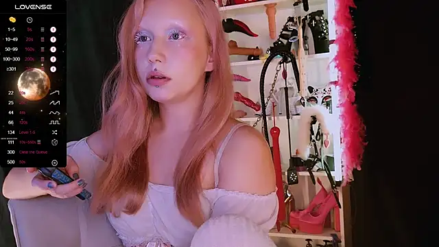 Snapshot of Bibi_Iva chatting on November 28, 5:32 am Bibi Iva online show from November 28, 5:32 am