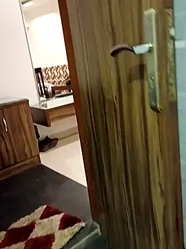 Snapshot of anandhababu chatting on February 28, 1:58 am anandhababu online show from February 28, 1:58 am