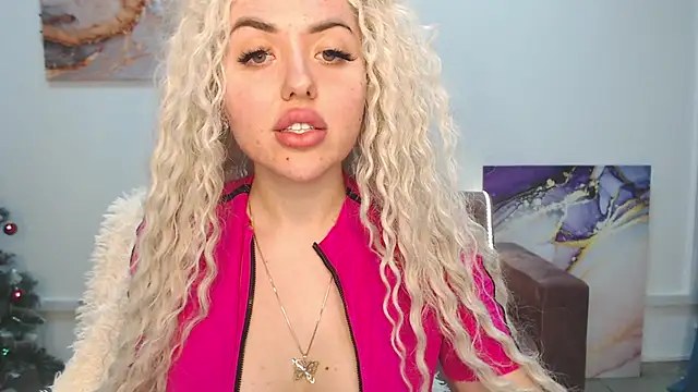 MissisCaty online show from February 4, 9:38 am