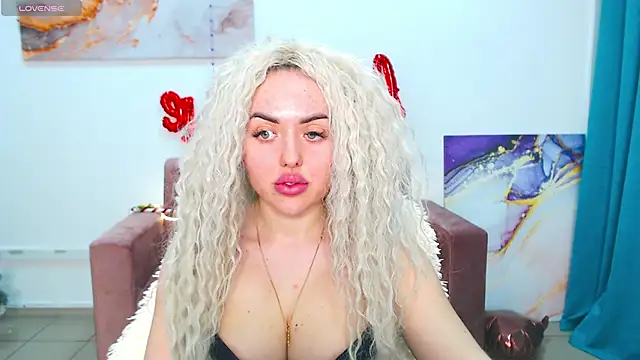 MissisCaty online show from February 24, 10:58 pm