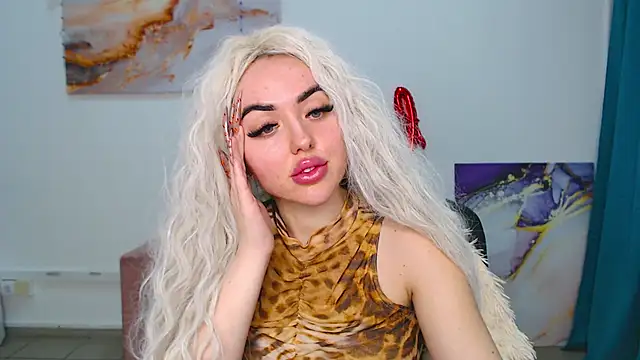 MissisCaty online show from March 17, 9:44 am