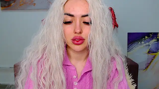 MissisCaty online show from March 19, 12:34 pm