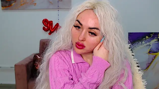 MissisCaty online show from March 19, 3:40 pm